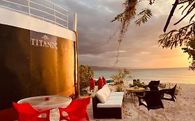 Bluemare Ecohotel Frente A La Playa Ensendada